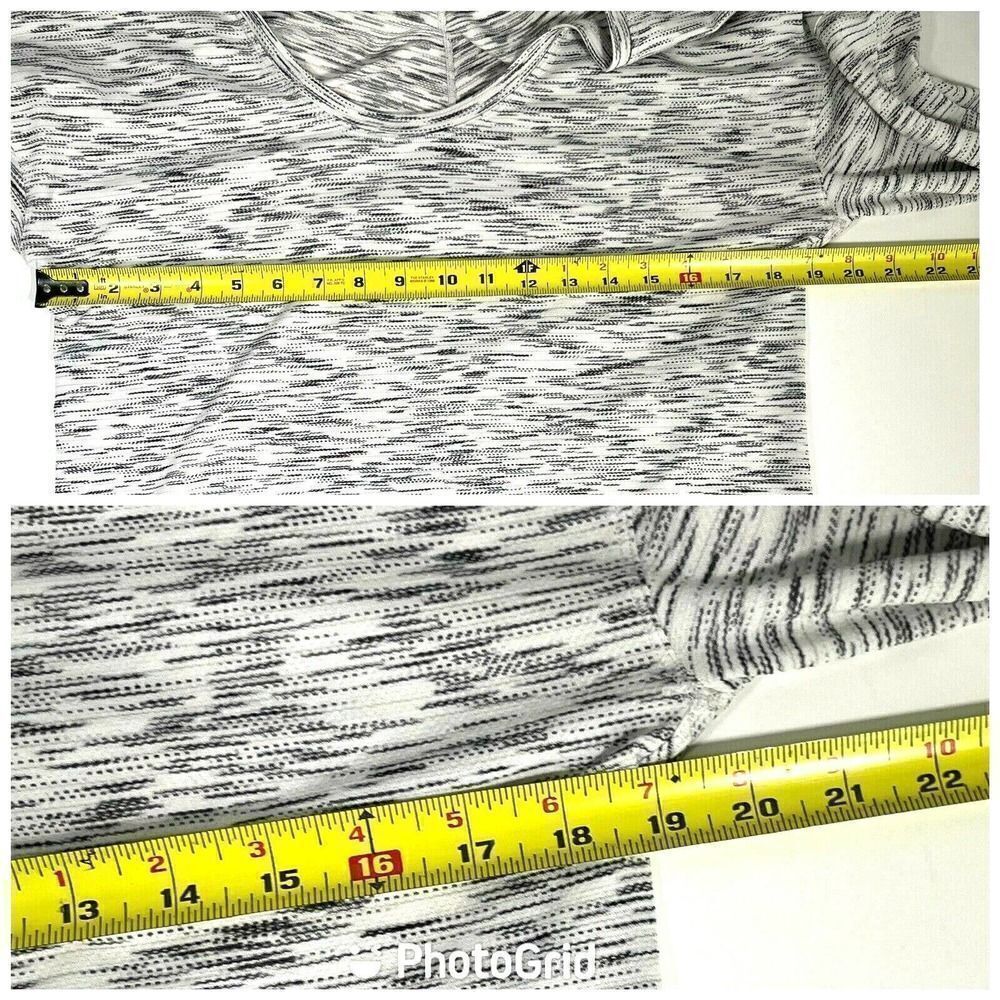 Lululemon Womens Size 10 Meant to Move Thumb Holes Long Sleeve Black White - Picture 11 of 16
